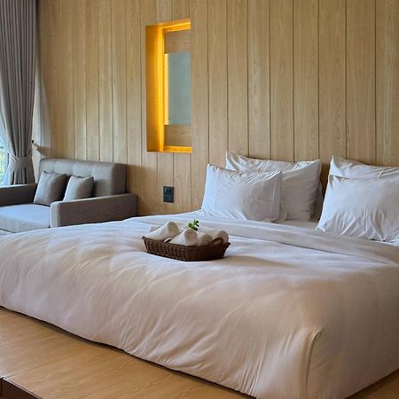 Le La Lake Resort And Spa Kaeng Kachan Zewnętrze zdjęcie
