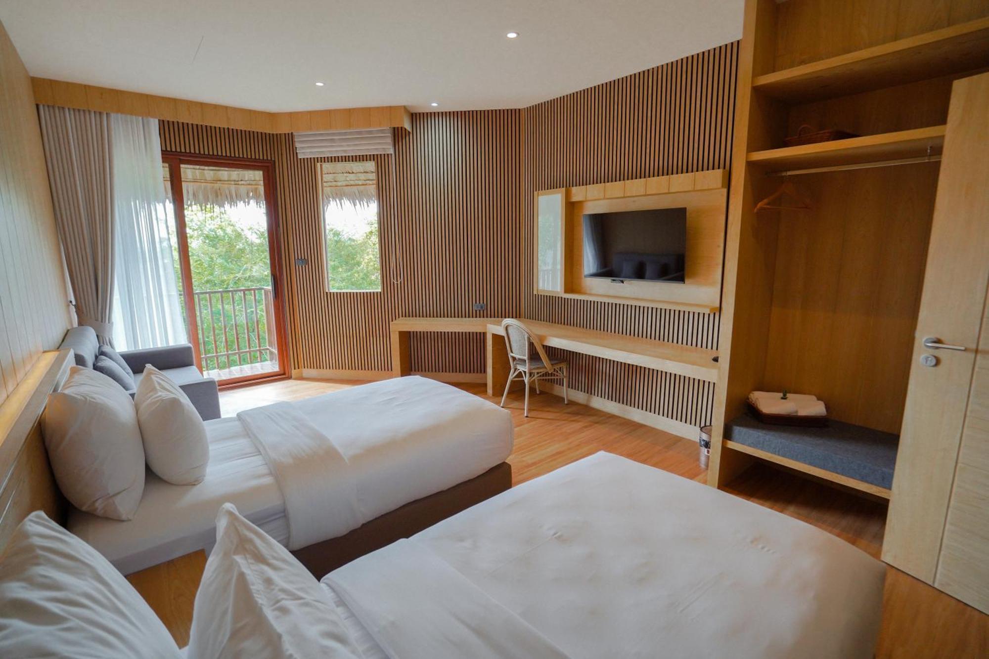 Le La Lake Resort And Spa Kaeng Kachan Zewnętrze zdjęcie